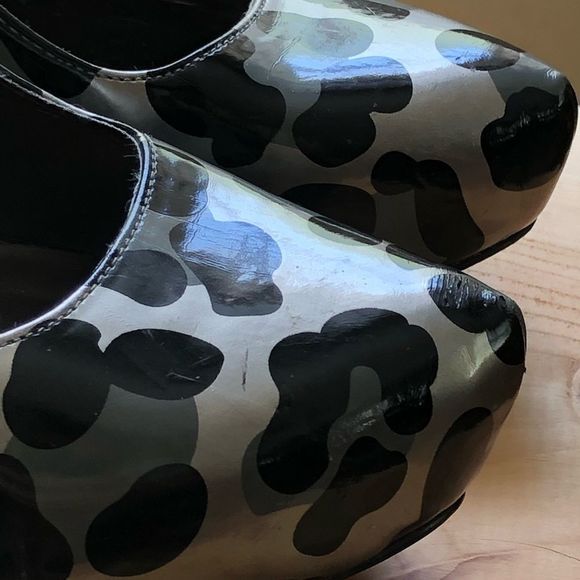 Carlos by Carlos Santana Platonic Patent Leather High Heels Pumps Size 7.5 - Picture 10 of 13